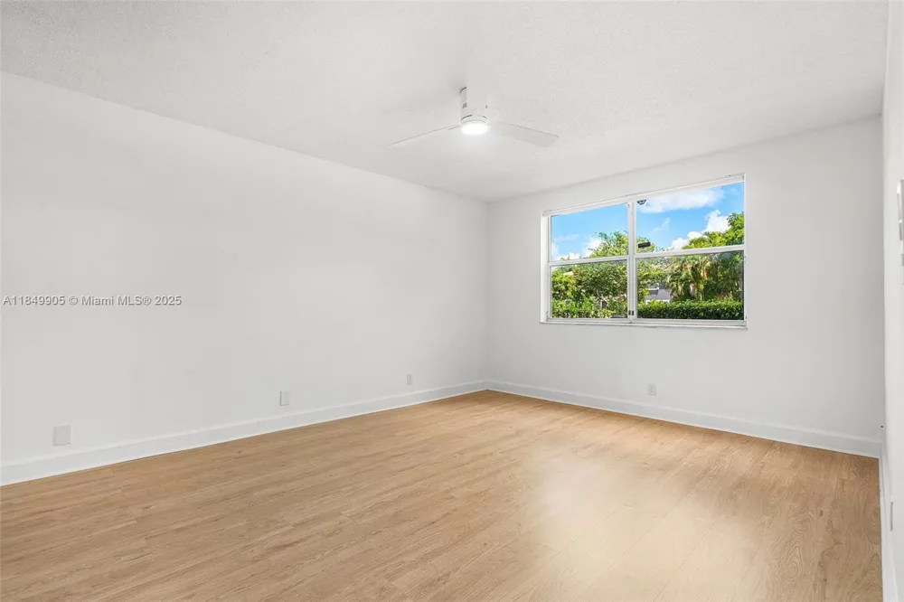 8721 Wiles Rd #105 Coral Springs, FL 33067