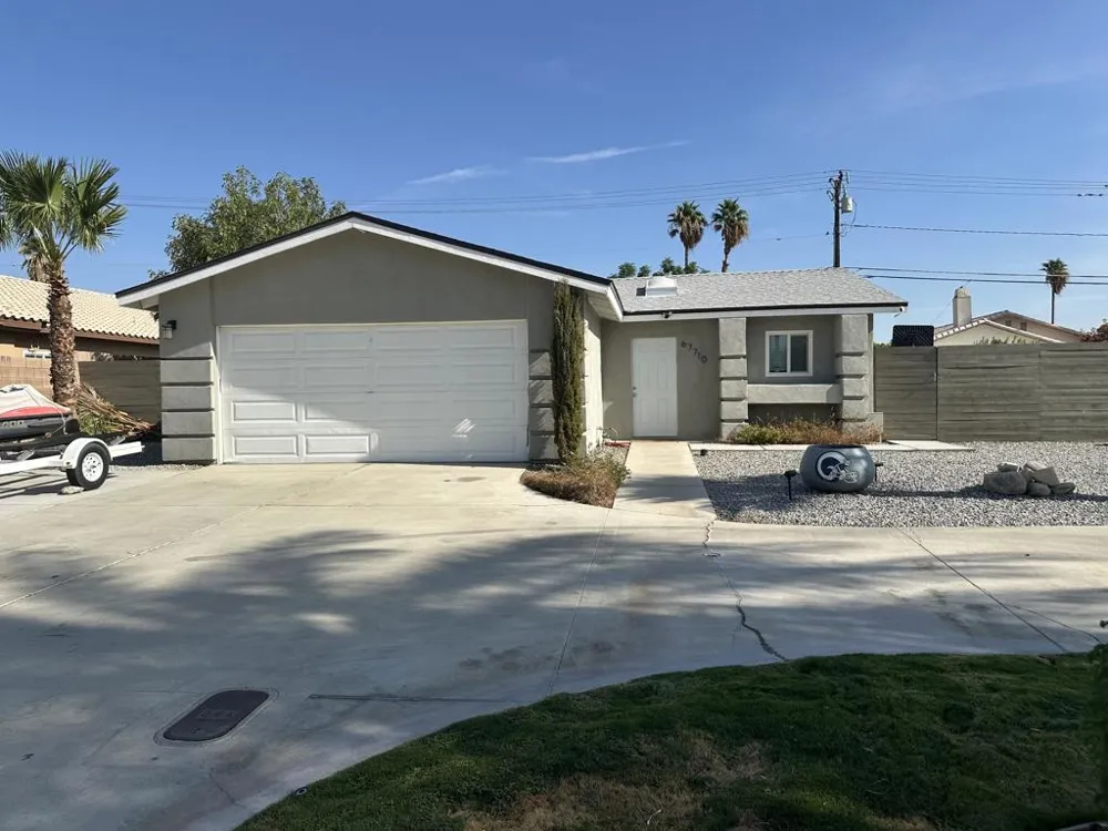 67710 Vista Chino Cathedral City, CA 92234