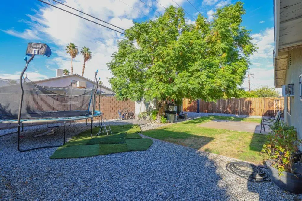 67710 Vista Chino Cathedral City, CA 92234