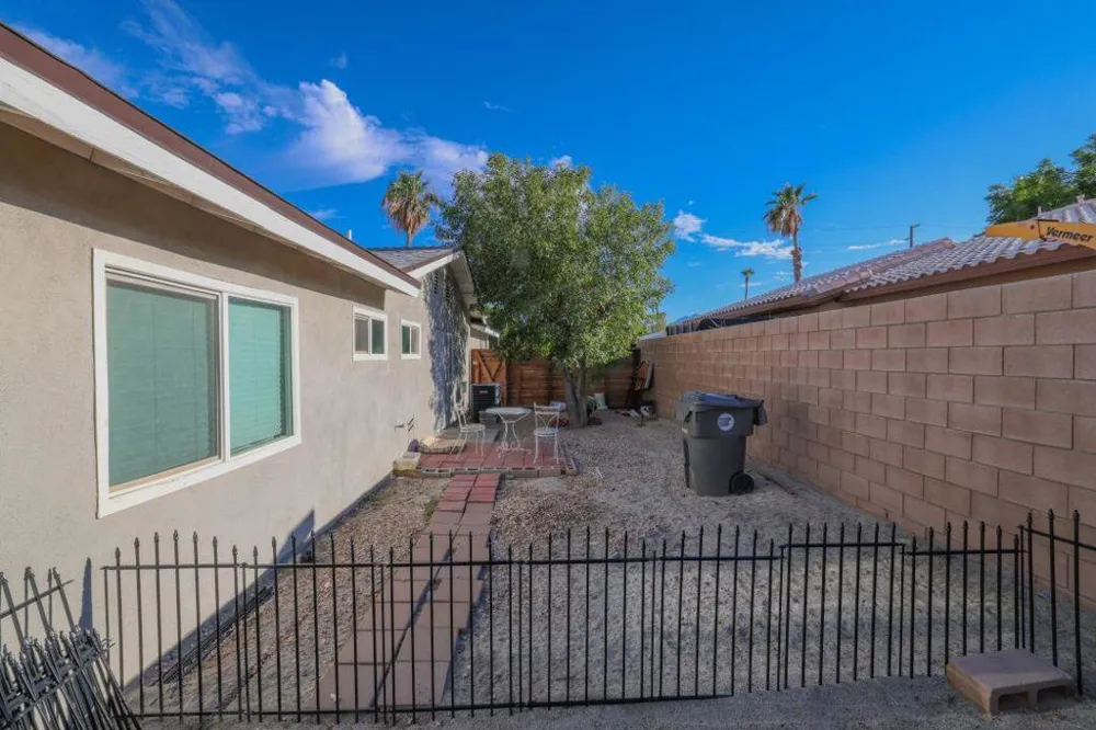 67710 Vista Chino Cathedral City, CA 92234