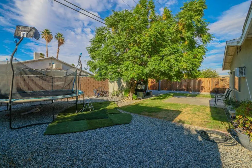 67710 Vista Chino Cathedral City, CA 92234