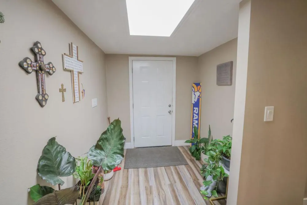 67710 Vista Chino Cathedral City, CA 92234