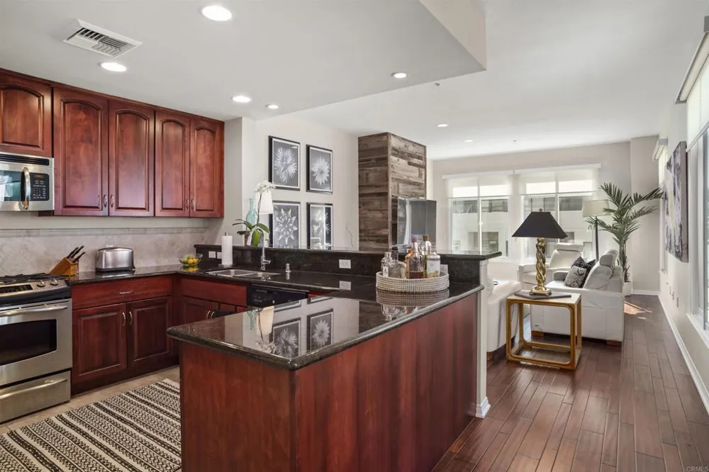 301 Mission Avenue #605 Oceanside, CA 92054