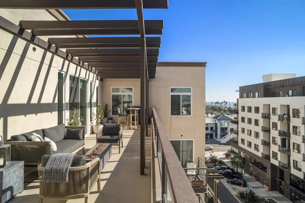 301 Mission Avenue #605 Oceanside, CA 92054