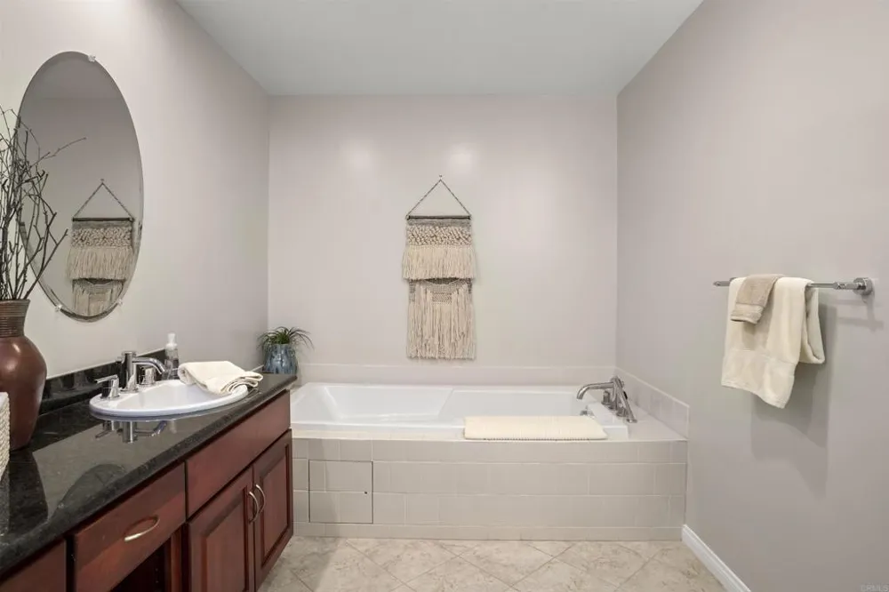 301 Mission Avenue #605 Oceanside, CA 92054