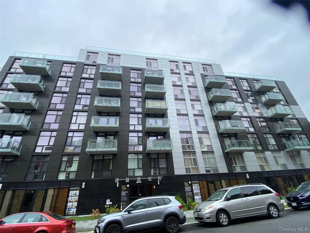 65-18 AUSTIN ST AUSTIN ST #8A Rego Park, NY 11374
