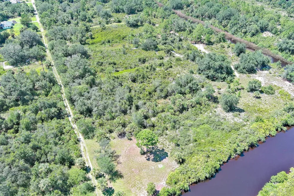 1353 Wallaroo Ct Punta Gorda, FL 33983