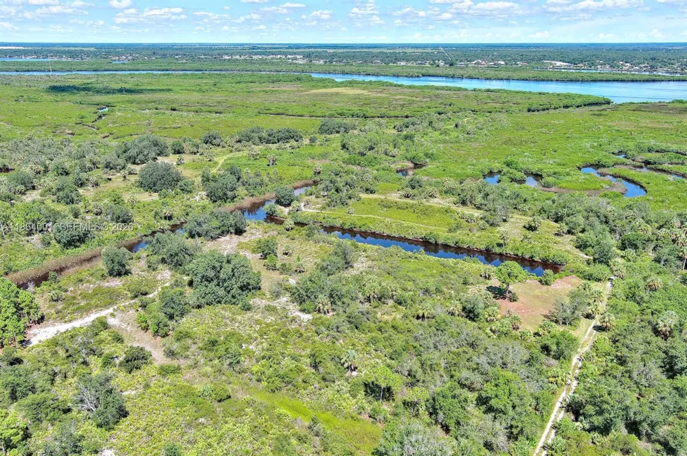 1353 Wallaroo Ct Punta Gorda, FL 33983