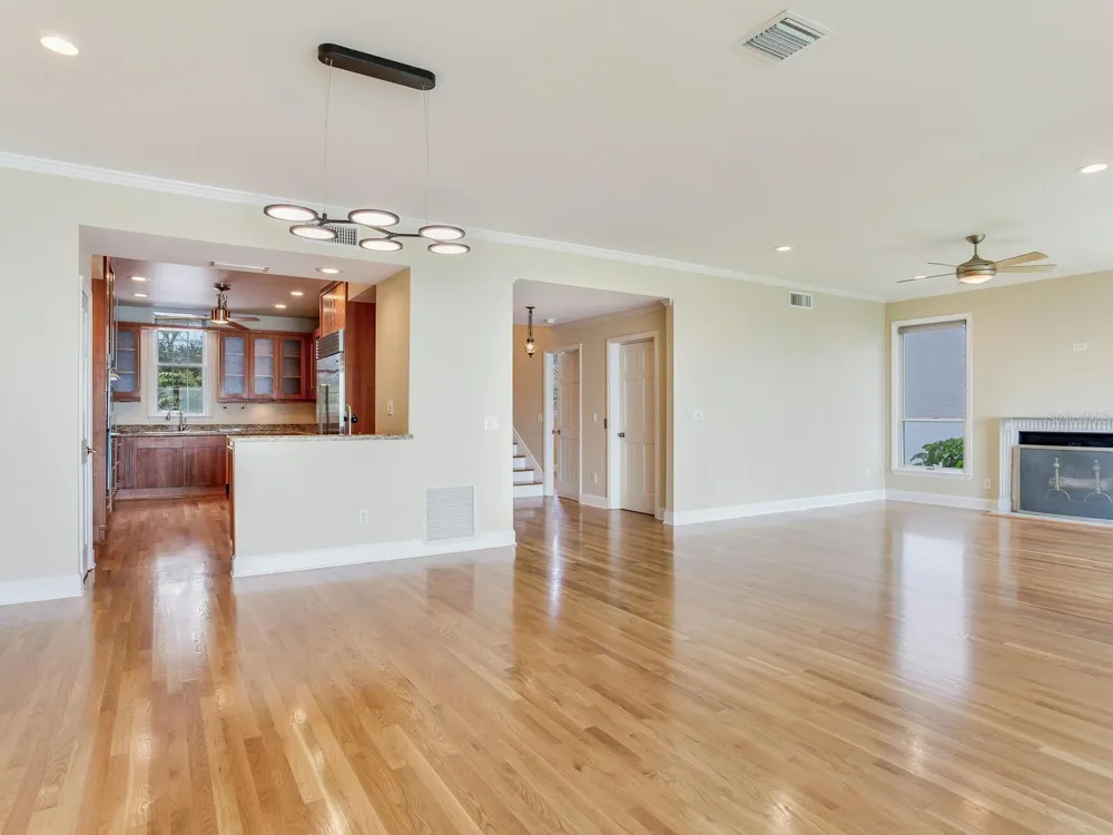5010 BAYSHORE BOULEVARD #7 Tampa, FL 33611