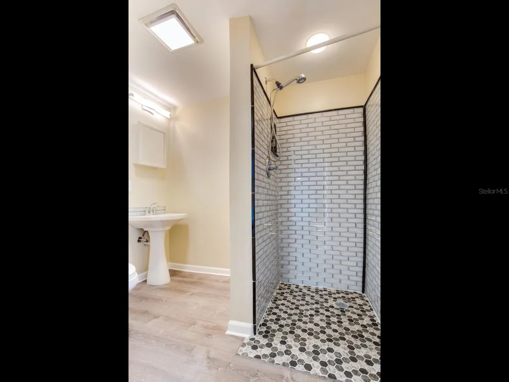 5010 BAYSHORE BOULEVARD #7 Tampa, FL 33611