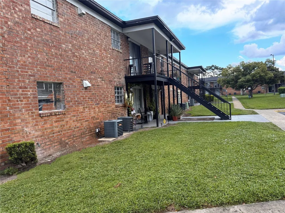 5325 CURRY FORD ROAD #G202 Orlando, FL 32812