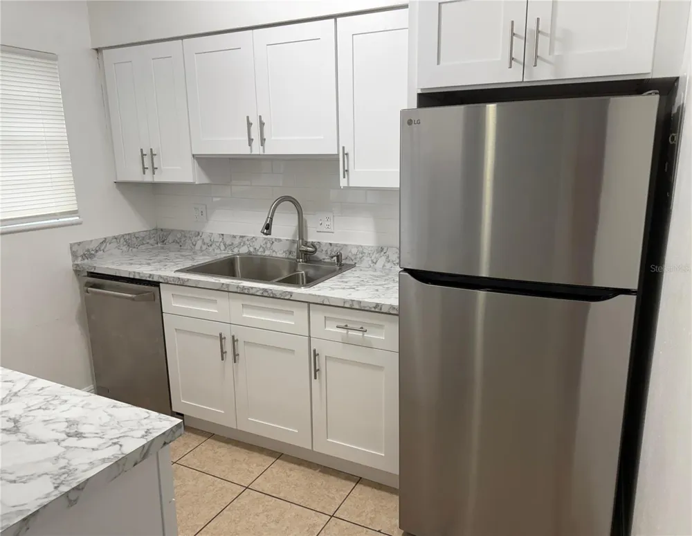 5325 CURRY FORD ROAD #G202 Orlando, FL 32812
