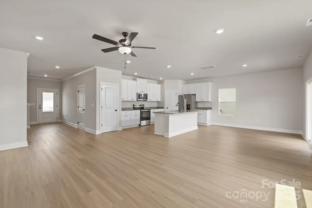 3441 Robindale Drive Winston Salem, NC 27107