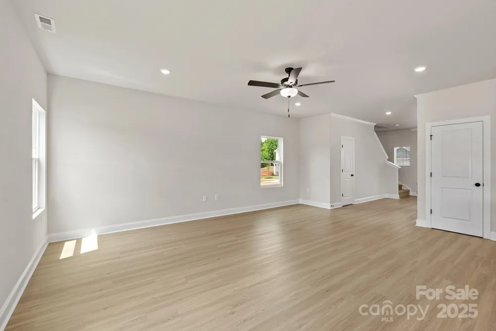 3441 Robindale Drive Winston Salem, NC 27107
