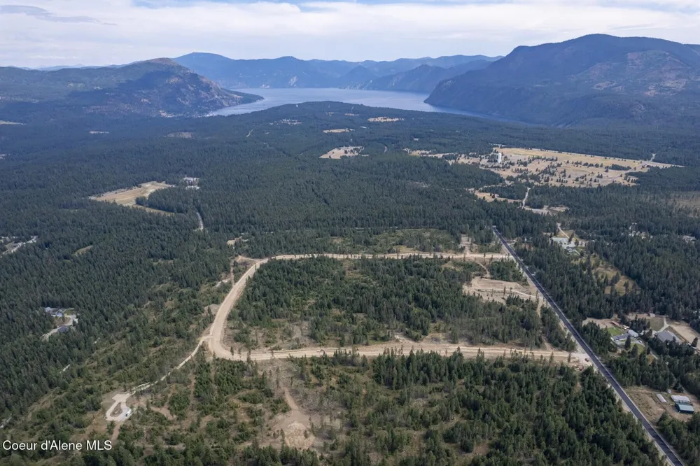 DB Lot 11 Blk 1 Leonard Loop Athol, ID 83801