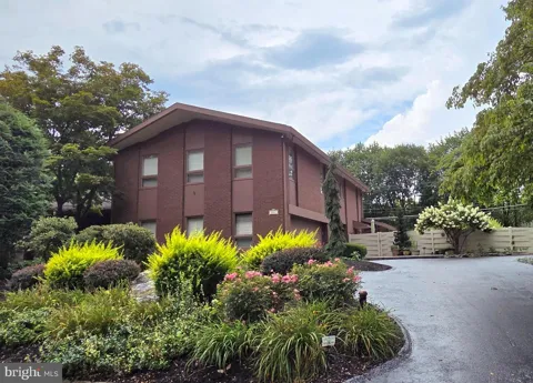 1617 MEADOWLARK