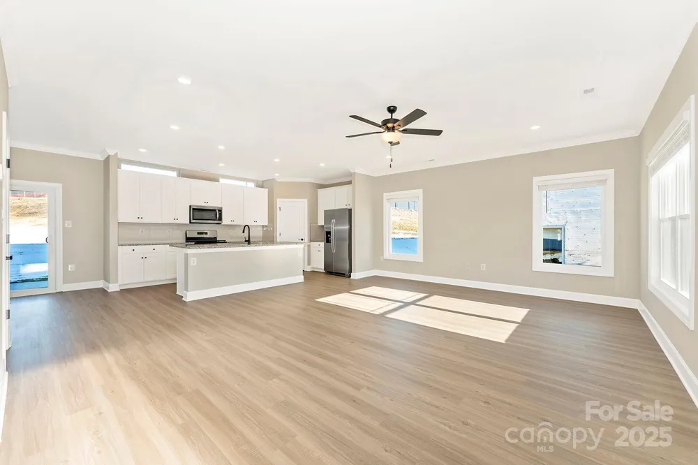 3453 Robindale Drive Winston Salem, NC 27107