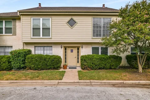 745 E Oltorf Street E #201