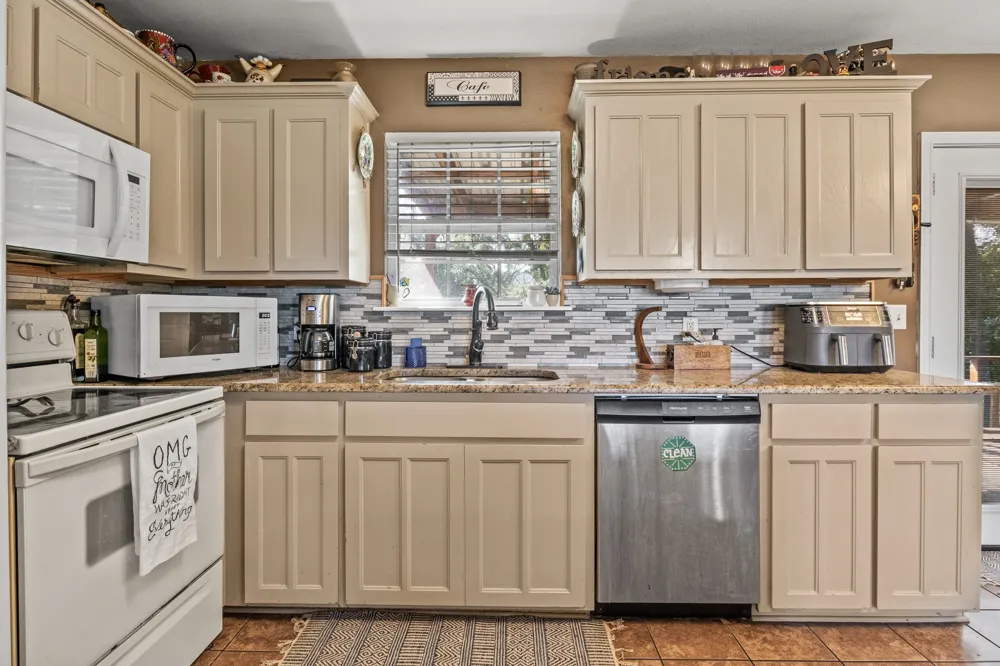 509 County Road 1309 Pittsburg, TX 75686