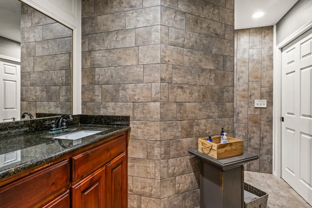 509 County Road 1309 Pittsburg, TX 75686
