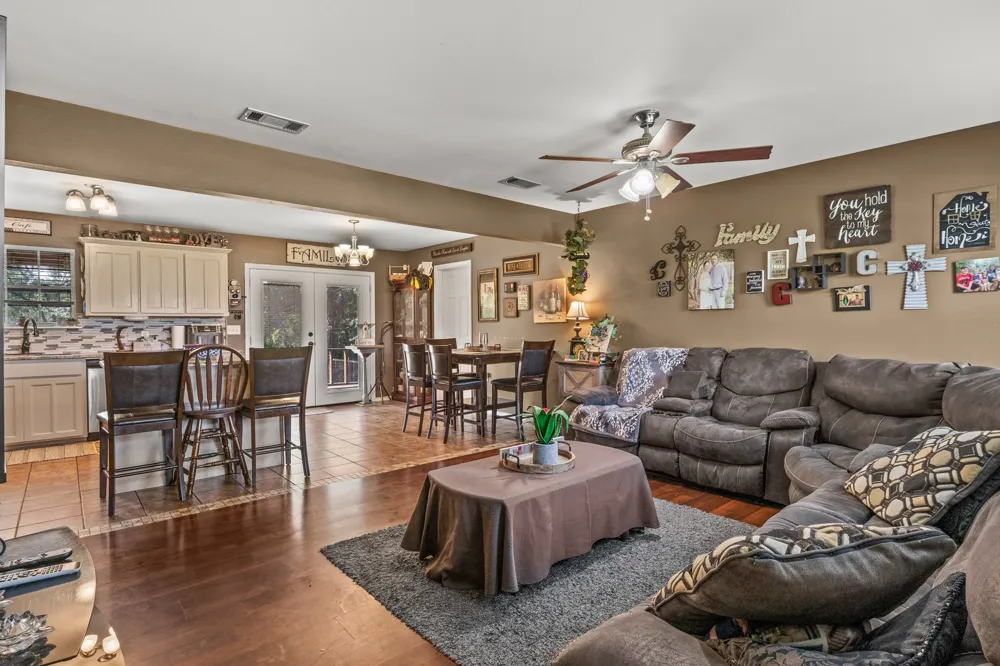509 County Road 1309 Pittsburg, TX 75686