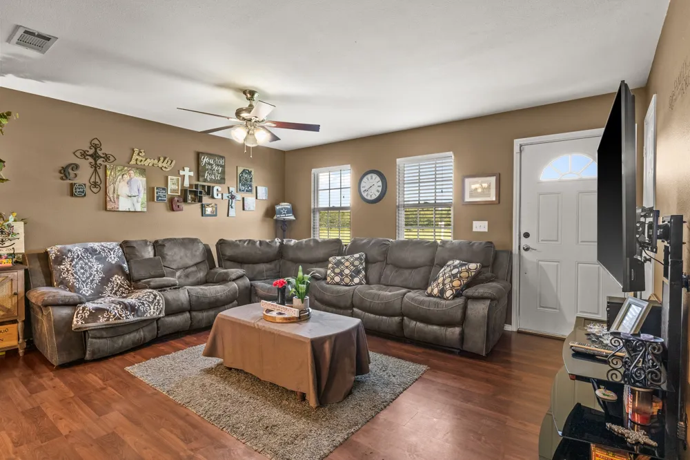509 County Road 1309 Pittsburg, TX 75686