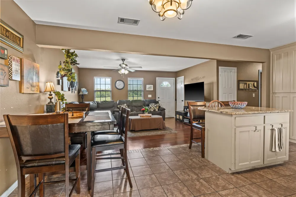 509 County Road 1309 Pittsburg, TX 75686