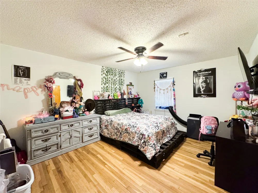 1303 Grand Central Avenue O'Brien, TX 79539