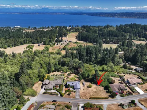 0 xxx Hilltop Drive