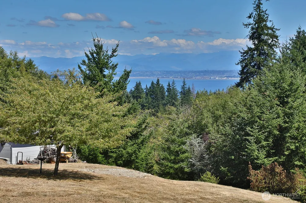 0 xxx Hilltop Drive Clinton, WA 98236