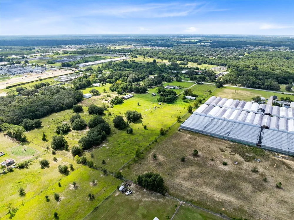 2719 W KELLY PARK ROAD Apopka, FL 32712