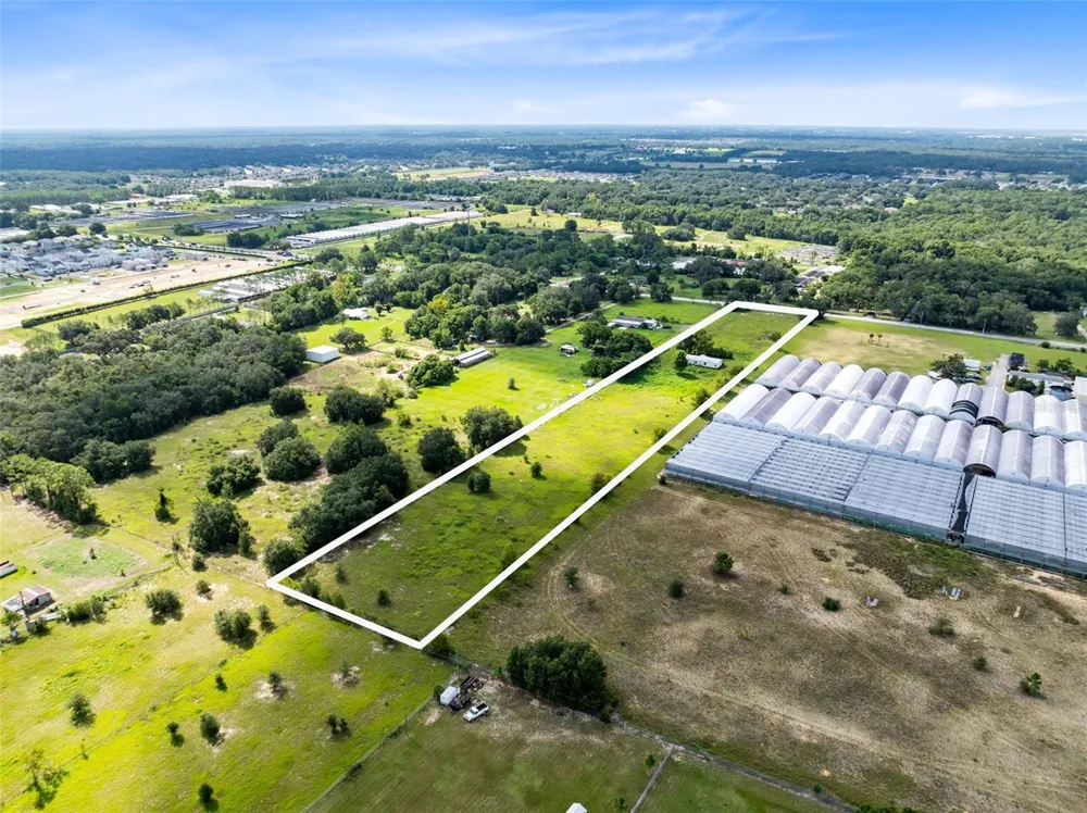 2719 W KELLY PARK ROAD Apopka, FL 32712