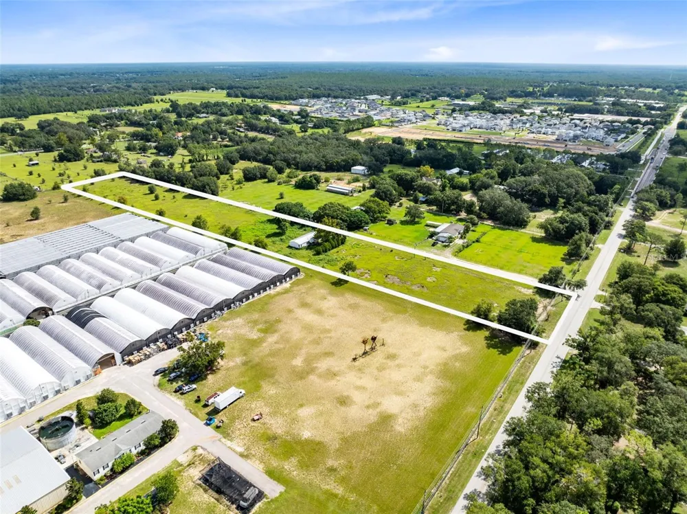2719 W KELLY PARK ROAD Apopka, FL 32712