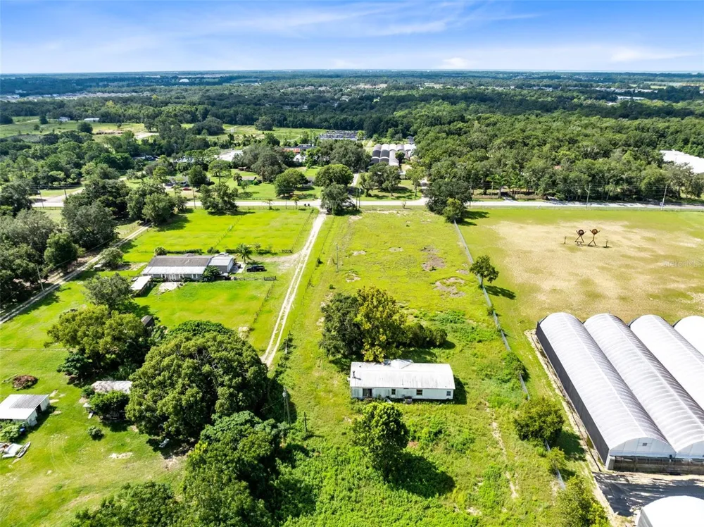 2719 W KELLY PARK ROAD Apopka, FL 32712