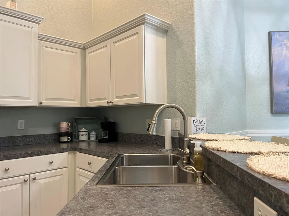 3653 LAKEWOOD BOULEVARD North Port, FL 34287