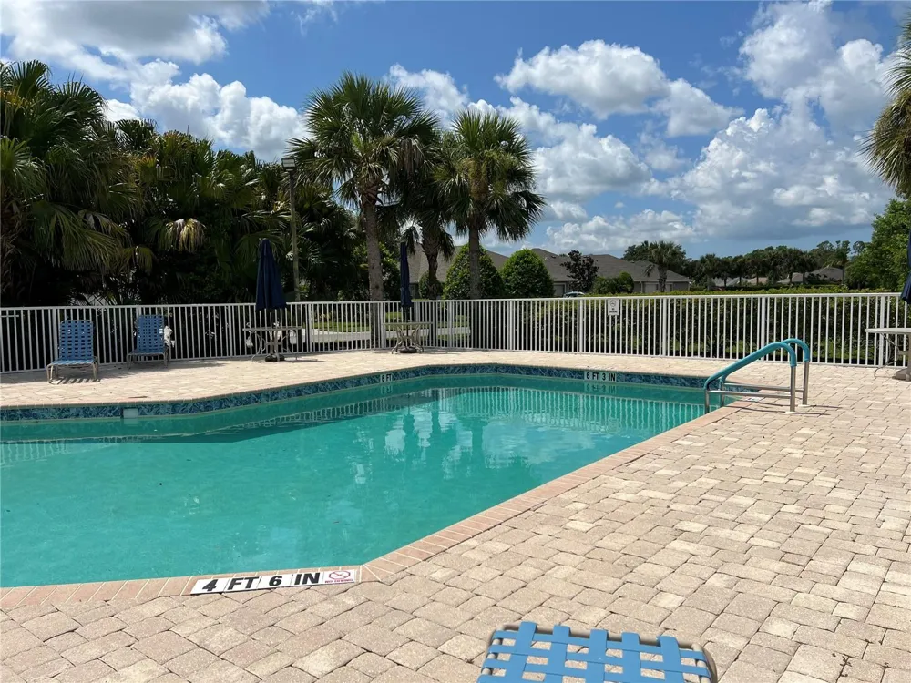3653 LAKEWOOD BOULEVARD North Port, FL 34287