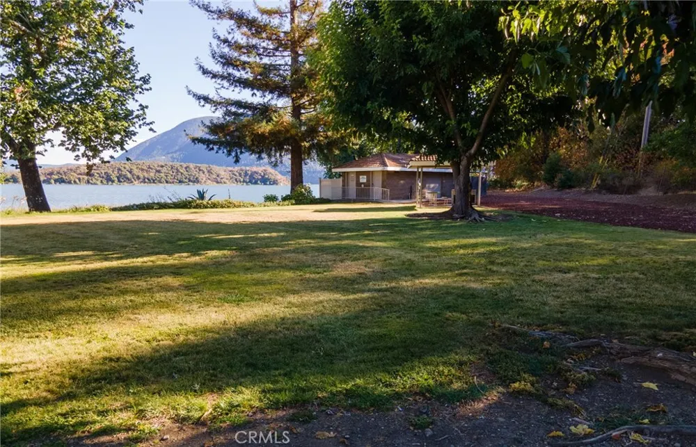 8336 Paradise Valley Boulevard Lucerne, CA 95458