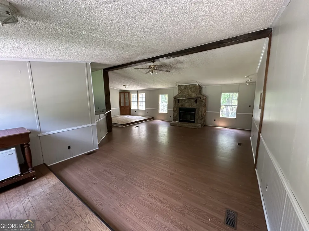 905 Natures TRL Forsyth, GA 31029