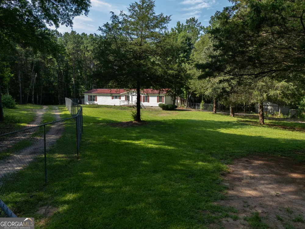 905 Natures TRL Forsyth, GA 31029