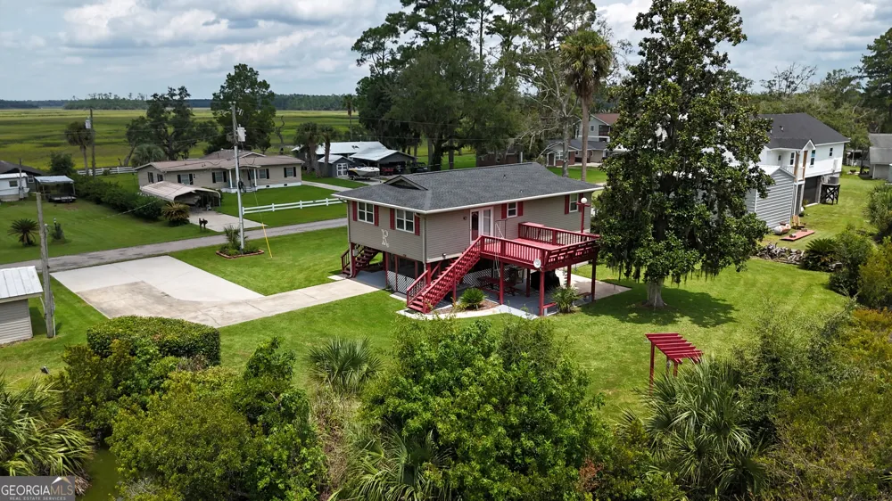 276 Circle DR Midway, GA 31320