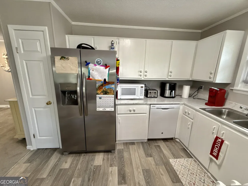 276 Circle DR Midway, GA 31320
