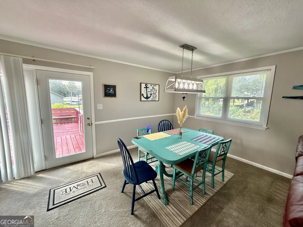 276 Circle DR Midway, GA 31320