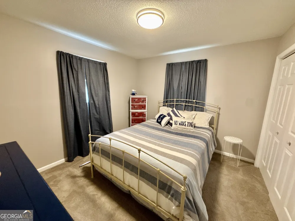 276 Circle DR Midway, GA 31320