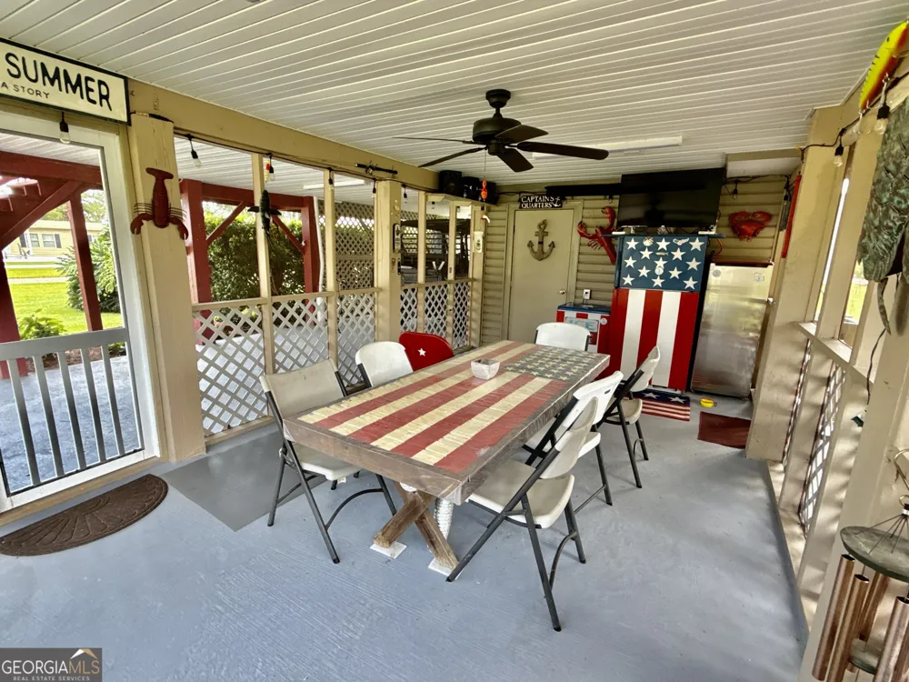 276 Circle DR Midway, GA 31320
