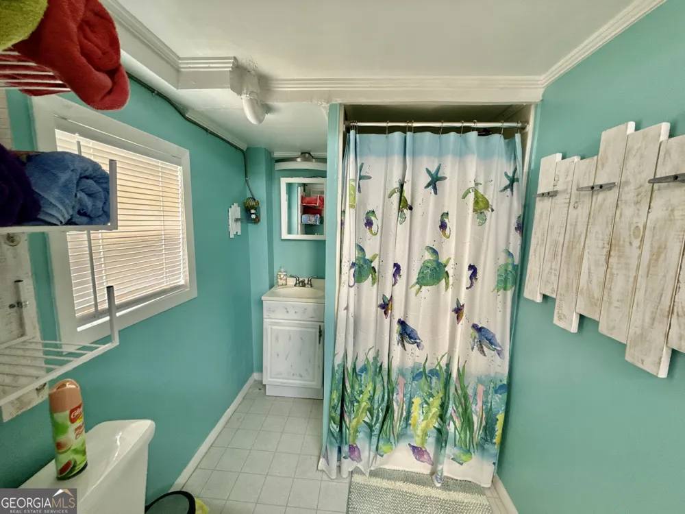 276 Circle DR Midway, GA 31320