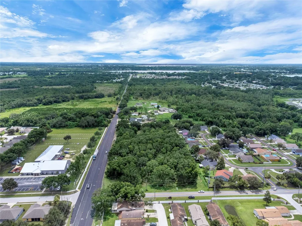 2400 BUCKEYE ROAD NE Winter Haven, FL 33881