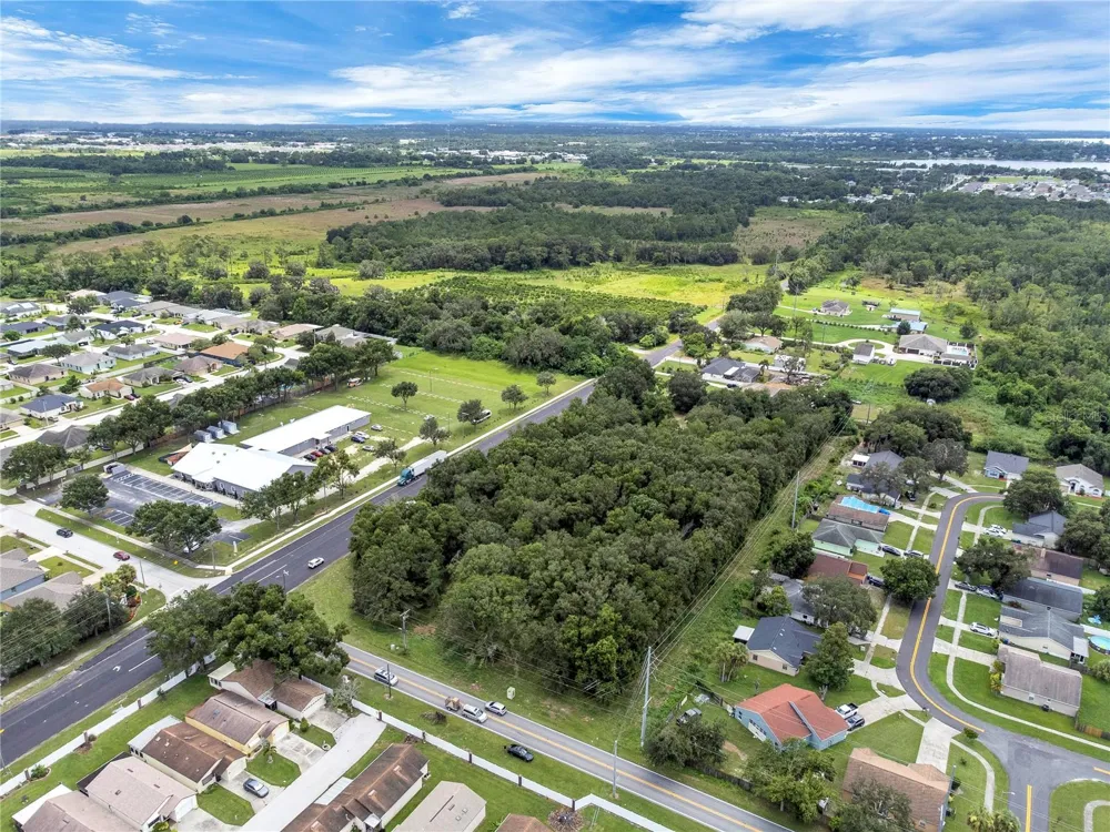 2400 BUCKEYE ROAD NE Winter Haven, FL 33881