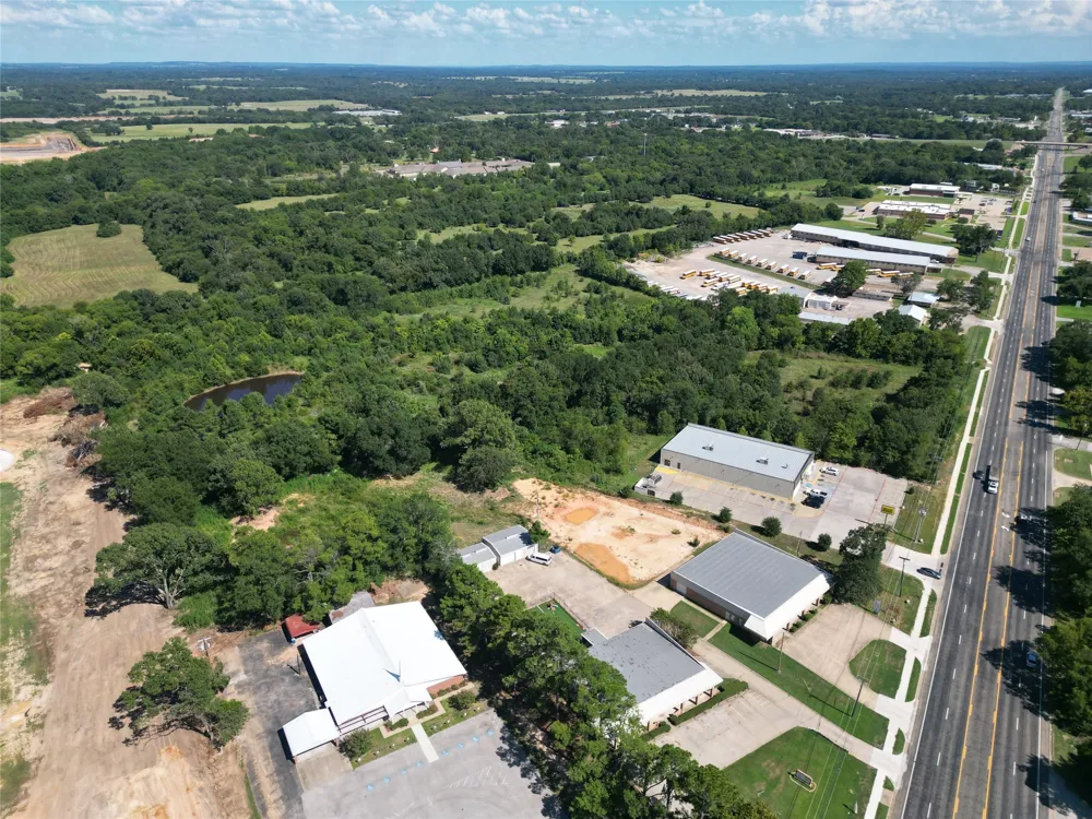 Central Park Court Athens, TX 75751