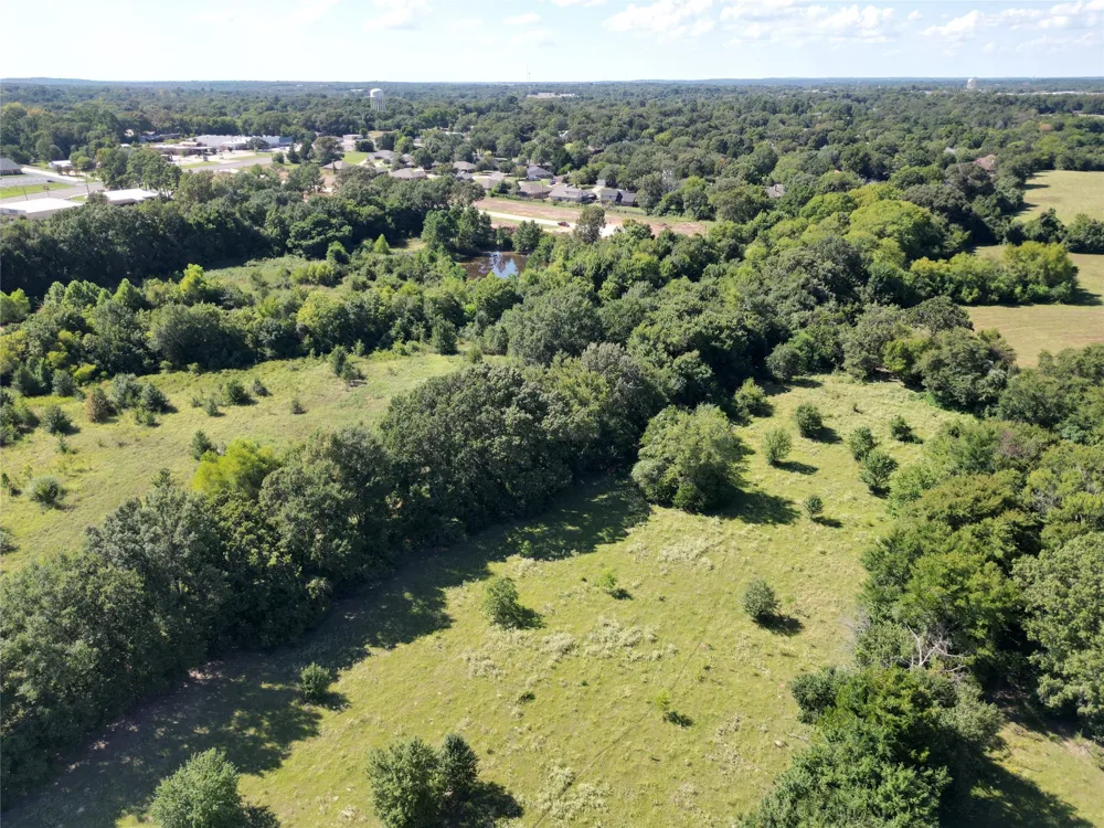 Central Park Court Athens, TX 75751