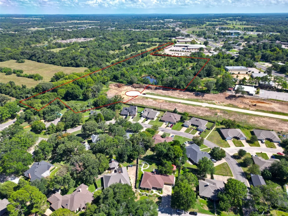 Central Park Court Athens, TX 75751